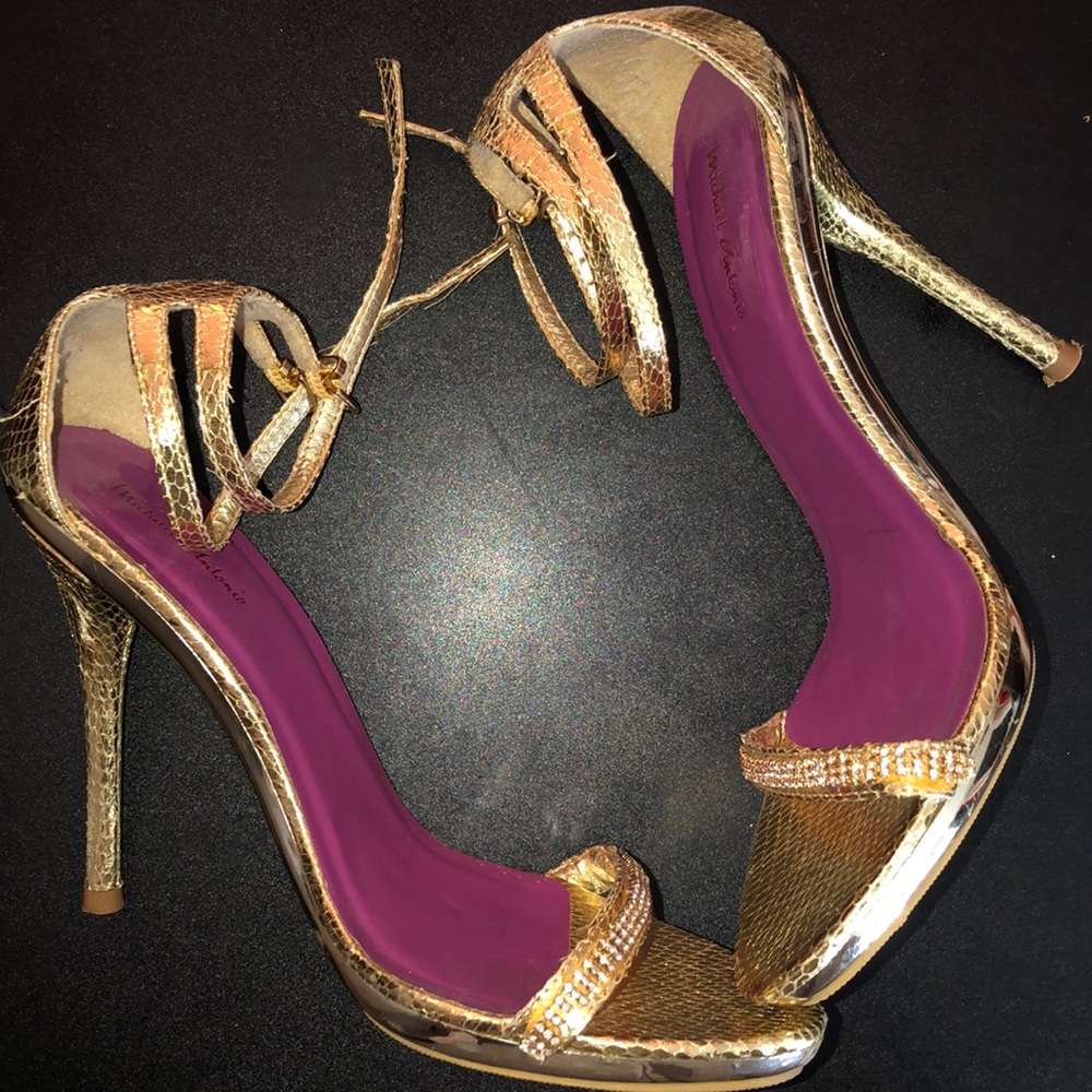 🔥Gold Stiletto Heels